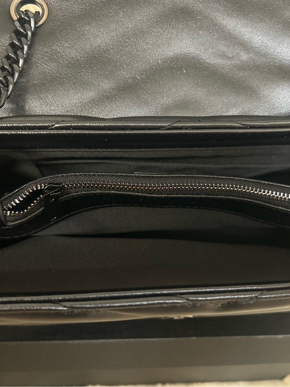 Chevron Leather Shoulder Bag - Black - Picture 2 of 4